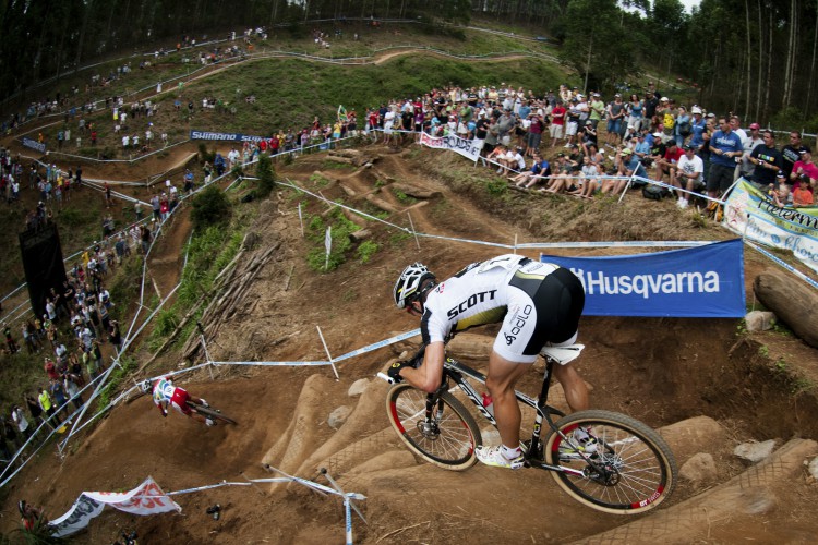 Schurter_Stander_amphitheatre_spectators