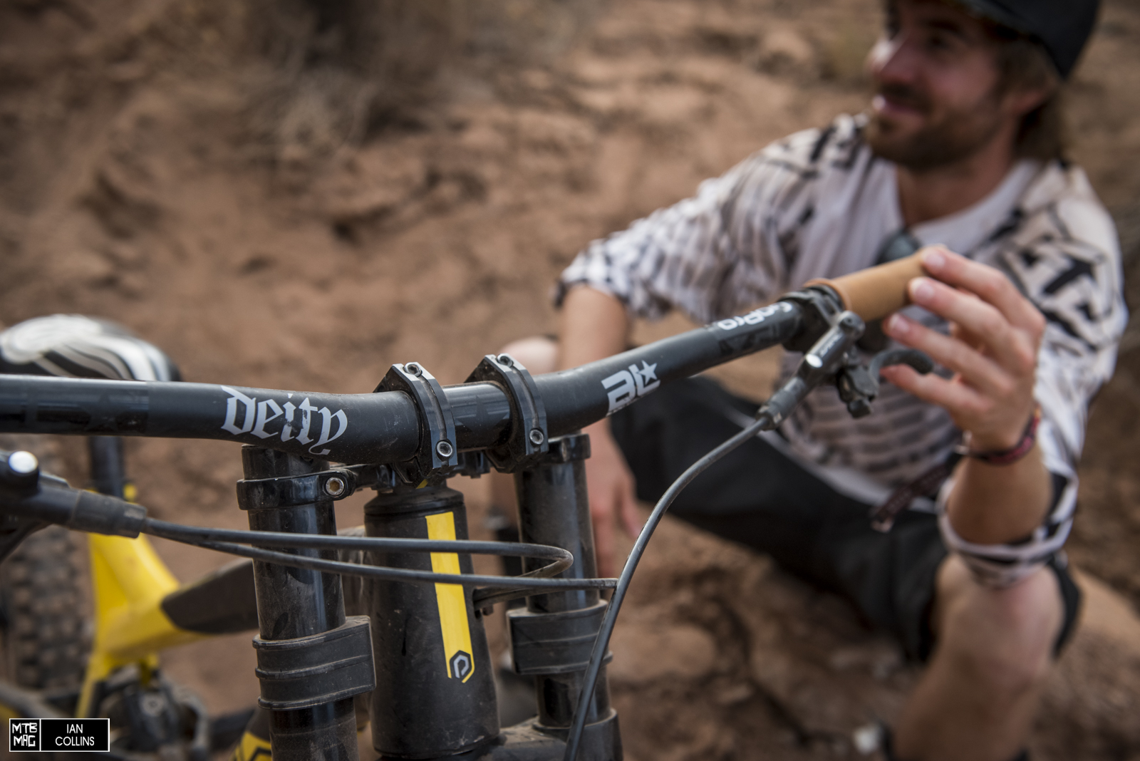 Deity Blacklabel handlebar and Locust DM stem.