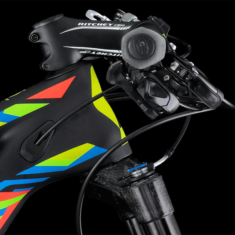 Spark RC 900 Worldcup Rio Edition_Close up image_2016_BIKE_SCOTT Sports_03