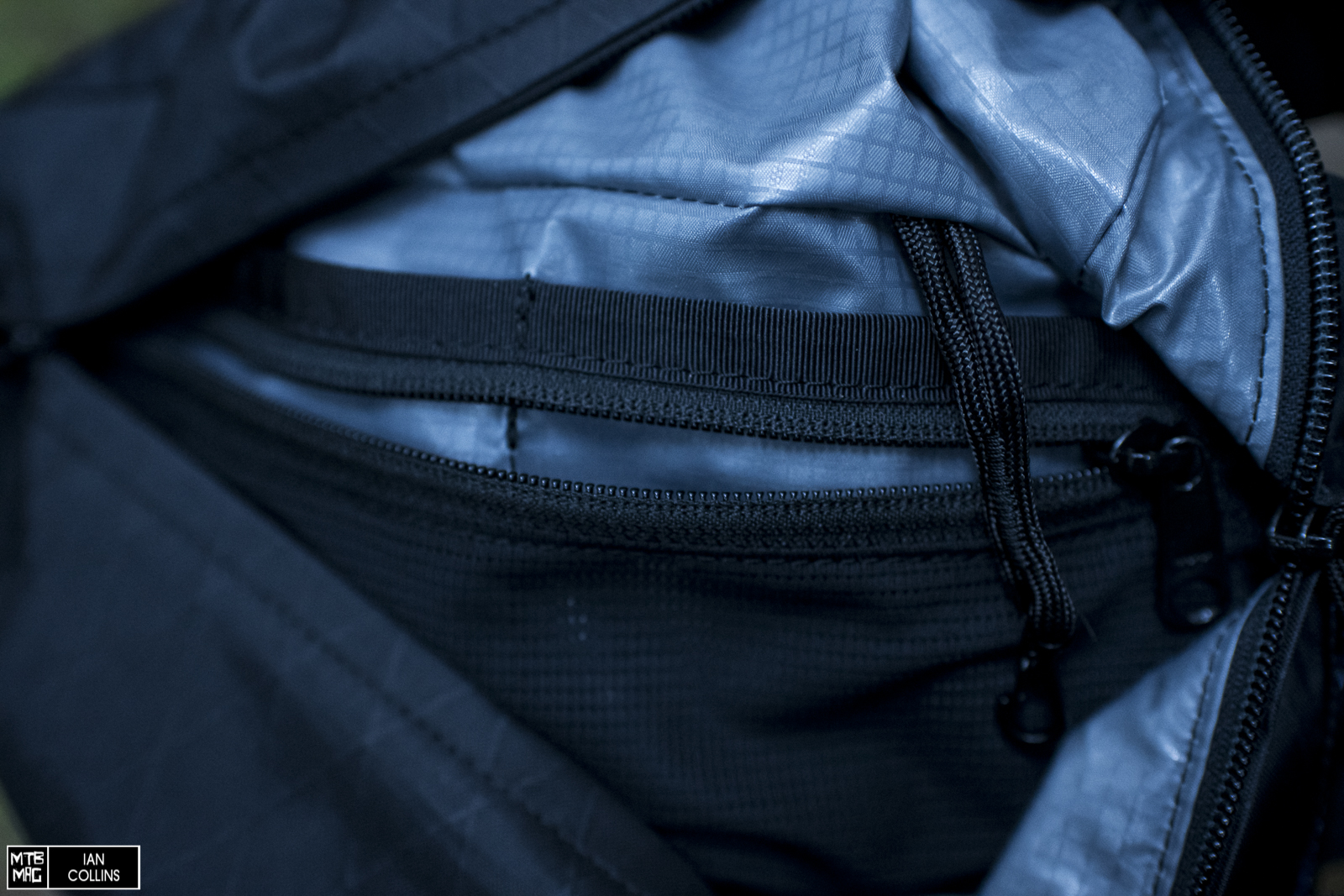 Mission Workshop Axis Modular Waist Pack Review (1 Week of Use) 