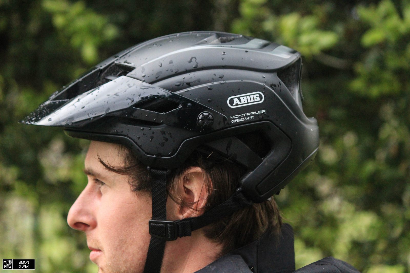 Review: The $200 ABUS CliffHanger MIPS MTB Helmet - Bikerumor