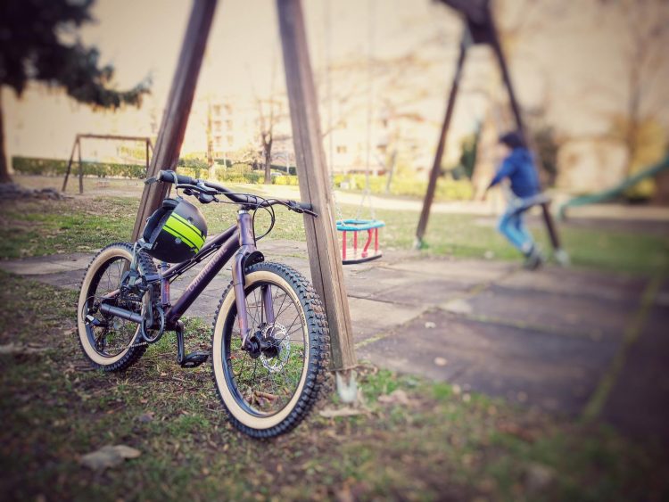 commencal